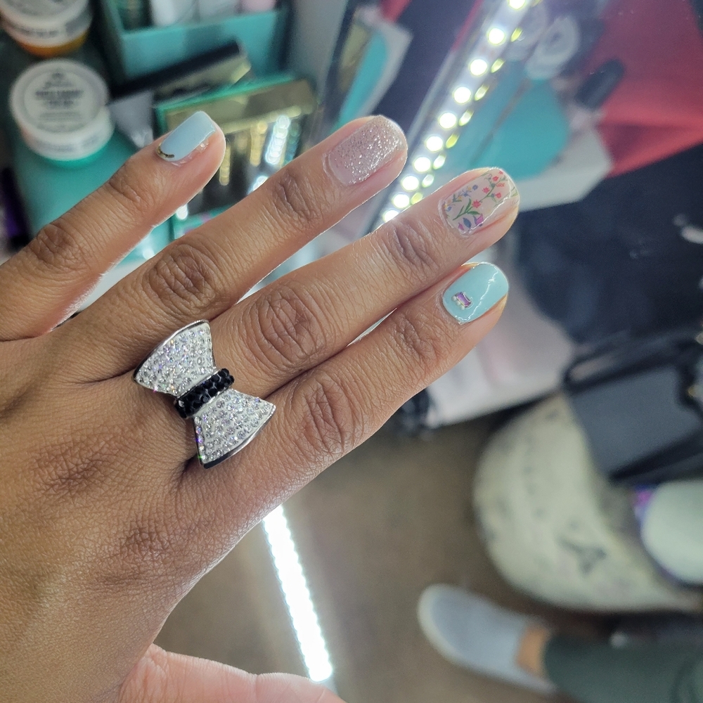 Cute bow ring - Picture 3 of 4